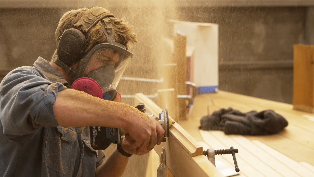 Planking the Bulwarks! (wooden boatbuilding)