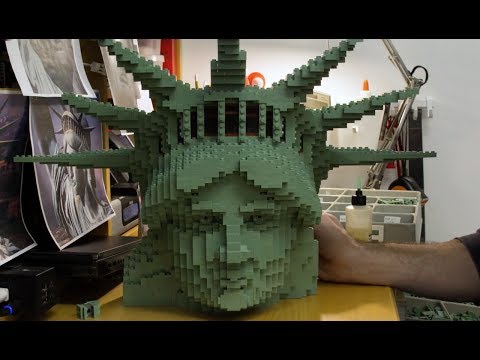 Stunning Creation of 9 Foot Tall Statue of Liberty - LEGO - Time Lapse
