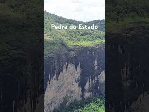 Decolando do topo da Pedra do Estado, em Eugenópolis, MG.