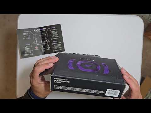 Unboxing TELEPORT - A PEDAL FOR JAMMING TOGETHER REMOTELY!