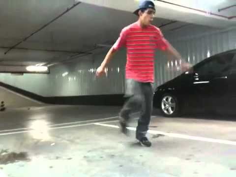 Mc valdinei dançando funk