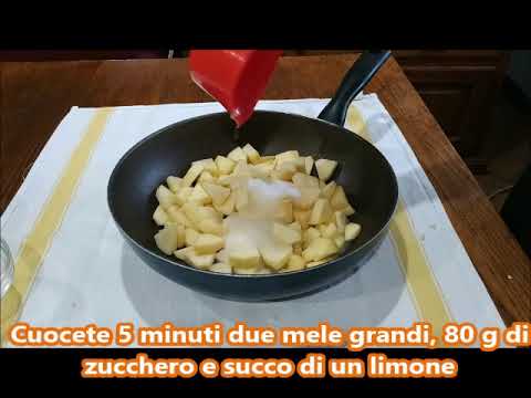 Sbriciolata di mele e marmellata di albicocche