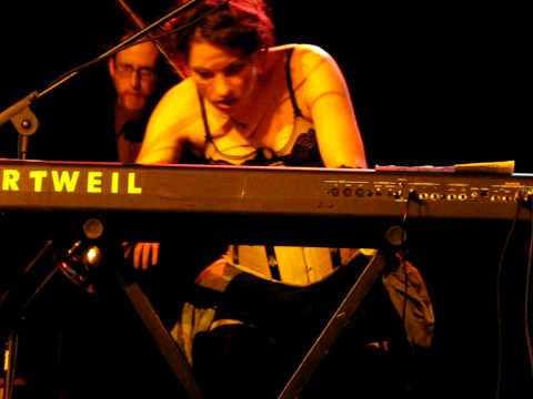 9/14 Amanda Palmer - Mandy Goes to Med School @ State Theater, Falls Church, VA 11/19/09