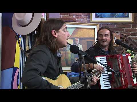 ENTRE MATES Y GUITARRAS PROGRAMA 311 - 1º DE JUNIO DE 2019