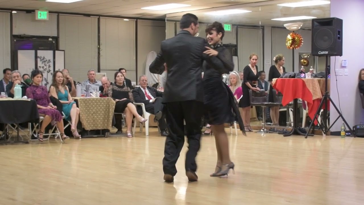 Miriam Larici and Leonardo Barrionuevo at El Rincon 3/3