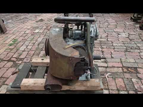 Petter Universal PU8 horizontal twin stationary engine