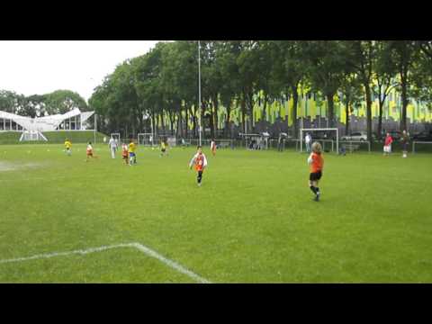 Hier zet RKAVIC een aanval op.