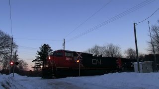 preview picture of video 'CN 2558 at Rosseau Road (30JAN2015)'