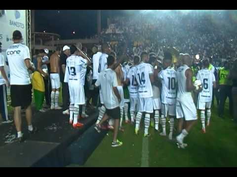 Rio Branco-ES - Campeão Capixaba 2015 - Recebendo o troféu