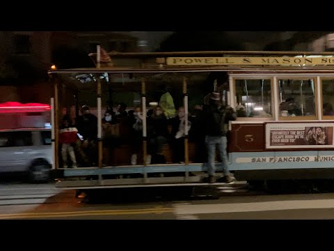 Powell-Mason Cable Car 5 @ Mason St & Green St San Francisco California