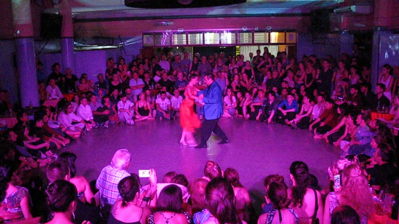 MARIANO "CHICHO" FRUMBOLI y JUANA SEPULVEDA en Viva La Pepa! Milonga (1/6)