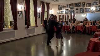 Artem & Karina Lilu Dovbush-"El Salón" 1/4