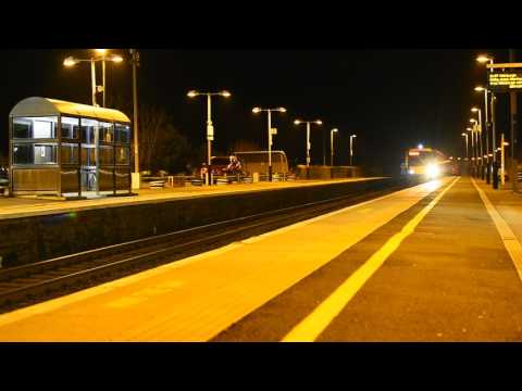 170428 Thundering Past Carnoustie with 1T44 1830 Aberdeen to Glasgow Queen Street