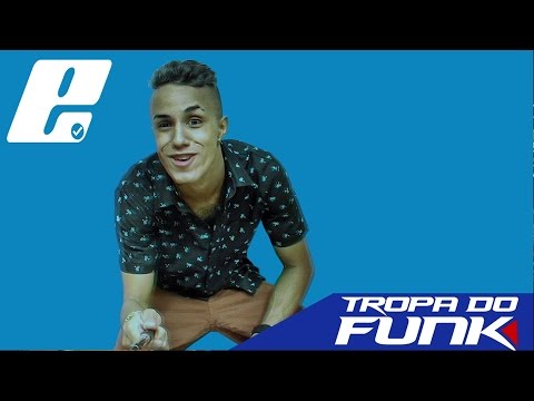 MC Livinho , MC Juninho JR e MC Brisola - Que Coisa Louca ( DJ Tavares ) Oficial 2015