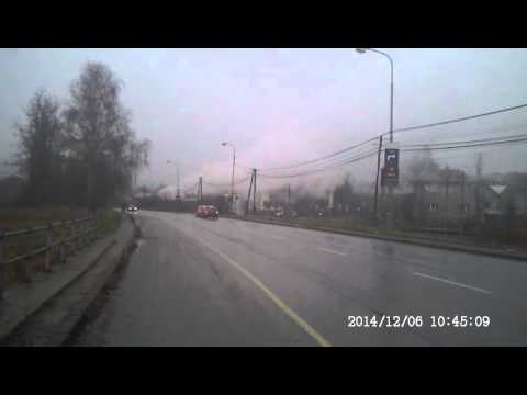 Video08-Turzovka-prechod vlaku smer Čadca žel. priecestiami č. 4 a 3 (6.12.2014)