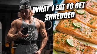 WHAT I EAT TO GET SHREDDED | Grocery Store Essentials