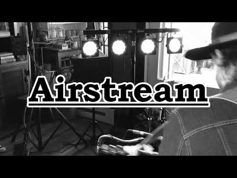 Airstream - Lucas Minor