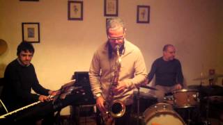 Andrea Morelli Trio - Adam's apple (wayne Shorter)