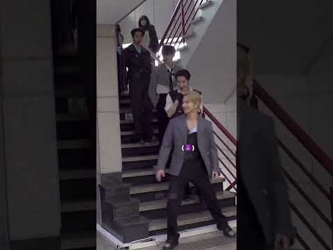 the way he knows they're enhypen 🥺 #enhypen #txt #yeonjun