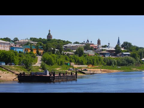 Kasimov is an ancient trading town on the banks of the Oka River