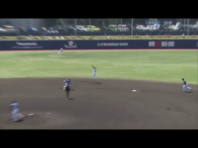 【ファーム】 ファイターズ・太田がジャンピングキャッチでダブルプレー!! 2017/4/23 F-DB(ファーム)