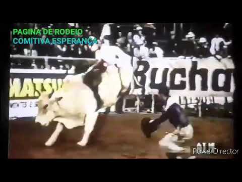 ADRIANO MORAES V& TOURO SASSA , CIA VERDE AMARELO (VALTINHO PEREIRA)