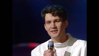 1987 Ireland: Johnny Logan - Hold me now (1st place at at Eurovision Song Contest)