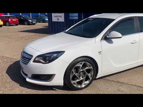 VAUXHALL INSIGNIA 2.0 SRI NAV VX-LINE CDTI ECOFLEX S/S 5d 160 BHP 2014(14) 52,054 Miles.