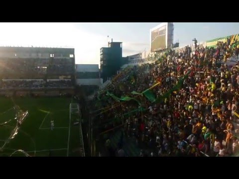 "Señores soy del puerto. Aldosivi vs banfield" Barra: La Pesada del Puerto • Club: Aldosivi