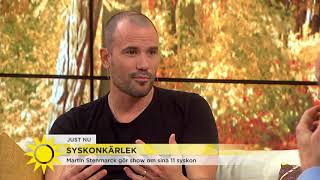 Martin Stenmarck: "Att växa upp i den familjen är som att åka släde efter en skenande häst&amp;quot