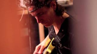 &quot;HeYaaaandy!&quot; - Steve Vai Riffing on &quot;The Moon and I.&quot;