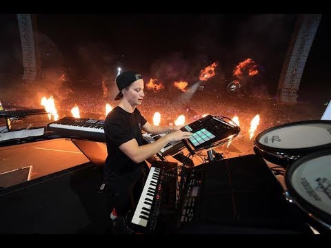 KYGO - Detroit Masonic Temple