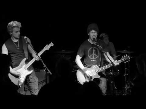 Mad Kings "Power Trip" At Bowery Electric