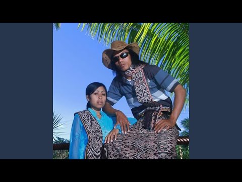 Ina Susun Dadobe (feat. Rina Bere)