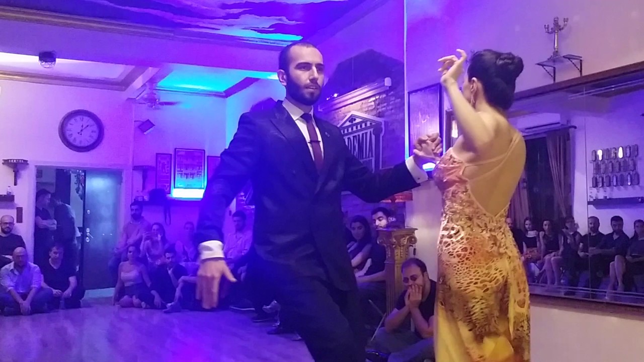 Gözde Nur Yüceer & Kadir Yüceer - 2 - Para Bailar