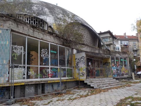 Изоставена градска баня - "Гъбата" / Abandoned city bath - "The Mushroom"