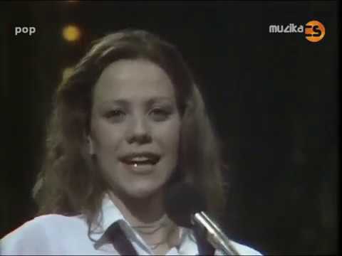 Retro hudobný hit: Lenka Filipová – Prý se tomu říká láska