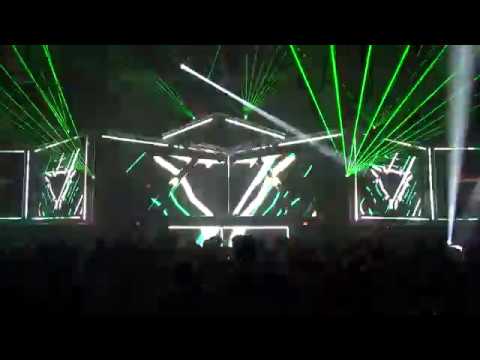 DreamHack Winter 2018 - Total