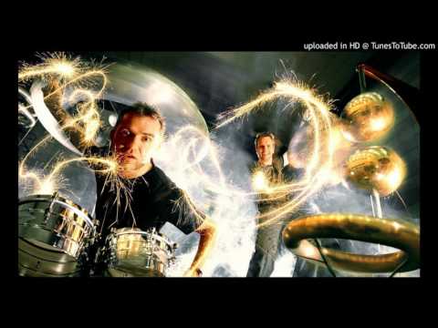 Mixhouse Vs. Safri Duo. MegaMix Alive by Jonas Mix Larsen.