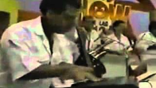 MARVIN SANTIAGO - VASOS DE COLORES