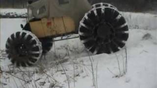 preview picture of video 'Šumacheris / floating snowmobile / part2'