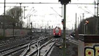 preview picture of video 'S-Bahn Hannover line S1 to Hannover hbf. arriving at H-Linden station.'