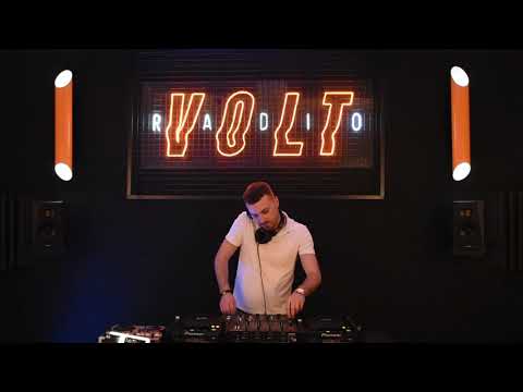 Derek West (Deep House Set)