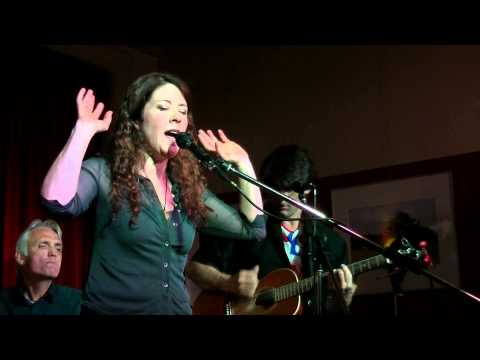 Krista Detor - Middle Of A Breakdown (live)