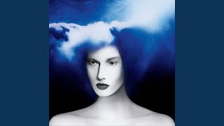 Ezmerelda Steals the Show