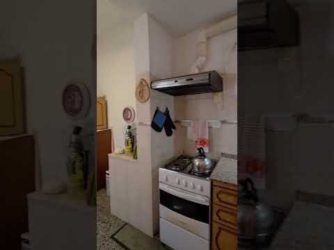 Video de YouTube - Venta casa 2 dormitorios con cochera en Cerrito de la Victoria
