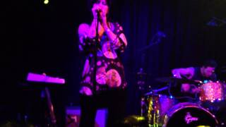 Uh Huh Her - Common Reaction