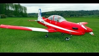 preview picture of video 'RC Pilatus PC 9 harte Landung'