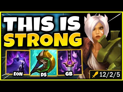 EVERY RIVEN COMBO DOES 3000 DAMAGE (THIS BUILD IS AMAZING) - S12 Riven TOP Gameplay Guide