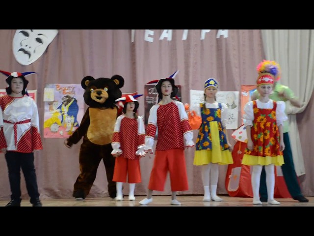 В Агрызе состоялся большой театрализованный литературный праздник, посвященный Году театра в России